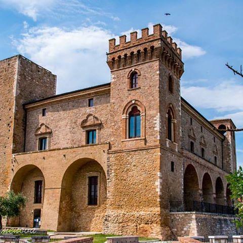 Hotel Leon D'Oro Castel Frentano Экстерьер фото